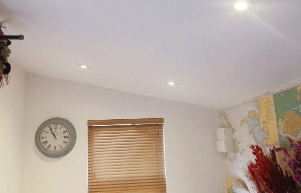 LED spotlights install Barling